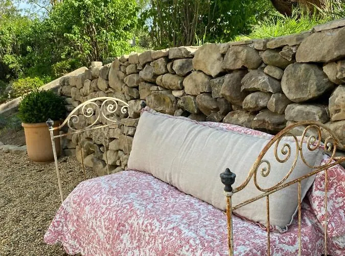 La Magnanerie En Provence * Niozelles