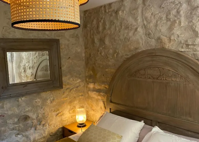 La Magnanerie En Provence *