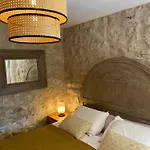 La Magnanerie En Provence *