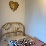 La Magnanerie En Provence *