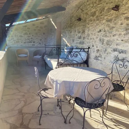 La Magnanerie En Provence Hébergement de vacances Niozelles