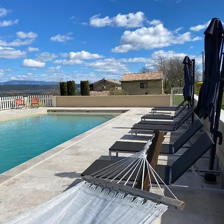 La Magnanerie En Provence בית נופש