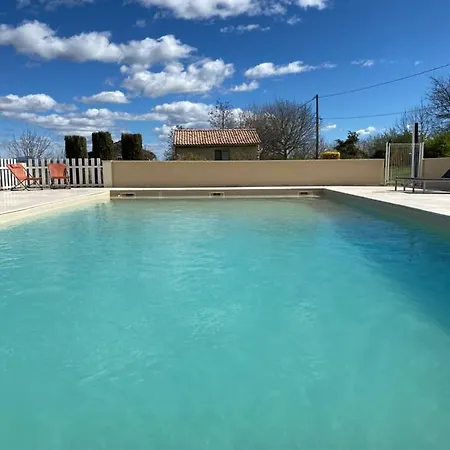 La Magnanerie En Provence בית נופש Niozelles