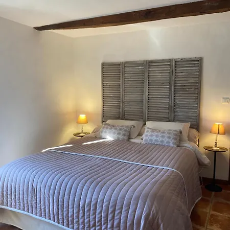 La Magnanerie En Provence بيت للعطل