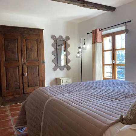 בית נופש La Magnanerie En Provence *