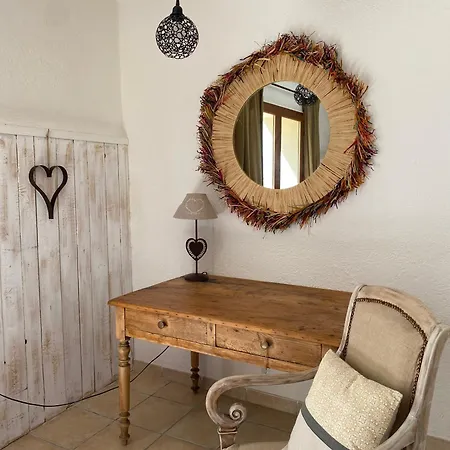 La Magnanerie En Provence *