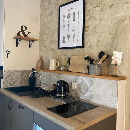 בית נופש La Magnanerie En Provence *