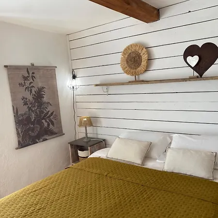 La Magnanerie En Provence Hébergement de vacances Niozelles